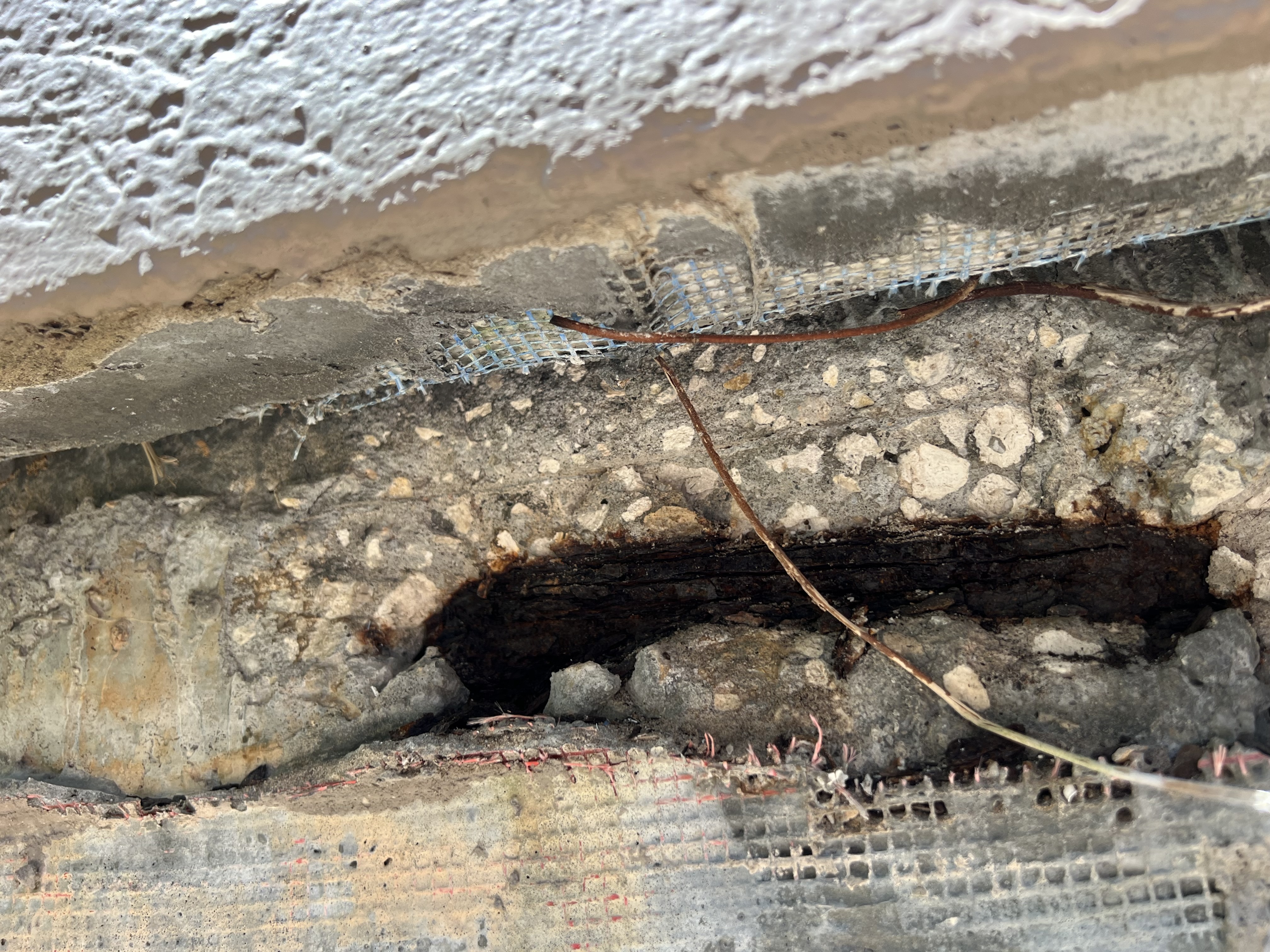 Concrete spalling and rebar corrosion discovered during Florida structural milestone inspection