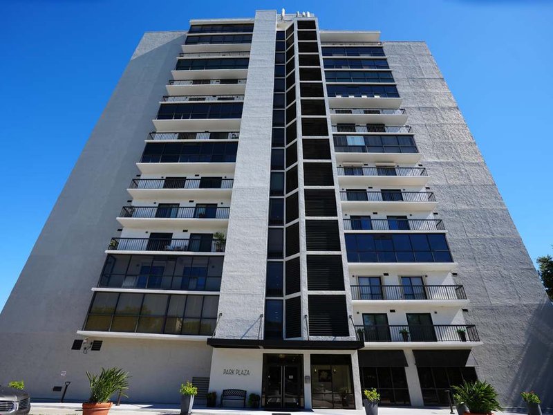 Plaza Tower